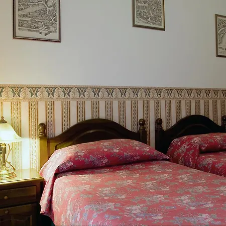 Hotel Louis I 2*
