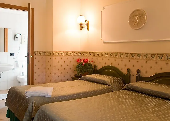 Hotel Louis I Ciampino